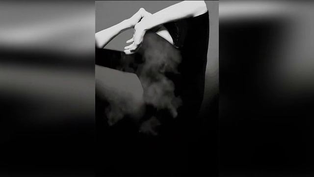 Переломный. Вот ты какая первая боль. Автор Дарья Манухина. Стихи о жизни.
