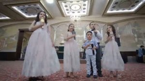 дети спели на свадьбе ?