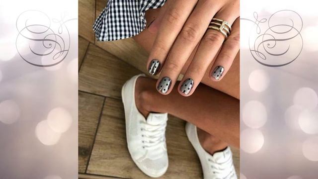 Красивый маникюр на короткие ногти 2022. Новые идеи маникюра на 2022 год. Short nails.