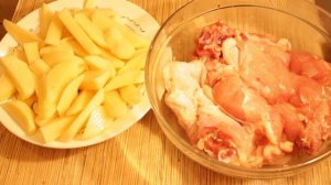 Курица с картошкой / курица в духовке / курица рецепт / курица духовка