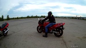 Тренируемся на Suzuki RF400