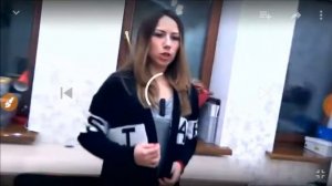 Лицо парня Эли ди . Сори за плохой звук 😞😞