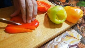 Тушеная картошка с мясом и болгарским перцем