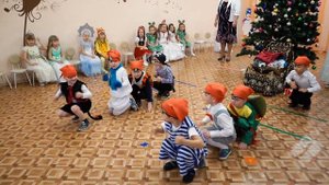 Новогодний утренник в детском саду 2020