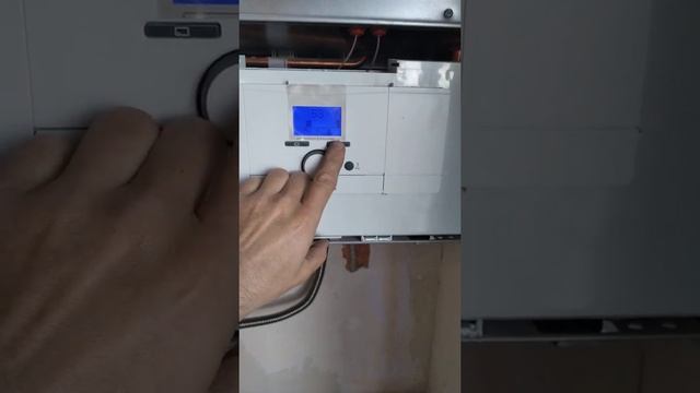 Как #VaillantTurboTecPro перевести в летний режим работы