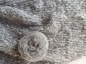 Что связать из остатков пряжи? #косынка #бактус #остатки_пряжи