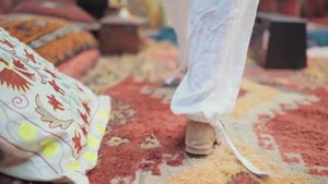 Зачем в СССР на стену вешали ковры? Тайна ковров раскрыта!