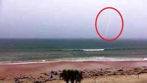 Фотограф снимал океан не зная что случится через 10 секунд! Это он запомнит на всю жизнь!