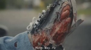 Одного шлема не достаточно! Ездите в мотоэкипировке, а не в обычной одежде!