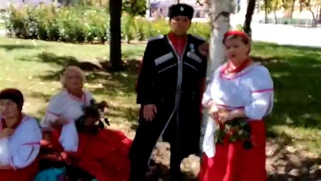 Веточка черешни.Исполняет народный вокальный ансамбль 