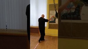 Удар - хлыст ( " камень на веревке " ) Как поставить удар рукой вин чун. Азы. Объясняет Павел Юдин