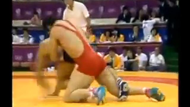 NECMİ GENÇALP SAHTEKAR MARK SCHULTZ'U YENİYOR - NECMİ GENÇALP DEFEATS DISHONEST MARK SCHULTZ смотреть онлайн