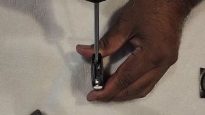How to replace 2022 Kia Carnival Key Fob battery