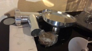 Кухонный комбайн Kenwood kmc 570