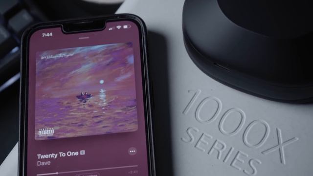 Sony WH-1000XM5 - Improvement, but is it enough in 2022? смотреть онлайн