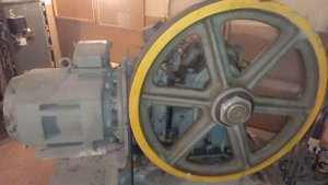 Машинное помещение лифтов КМЗ 1990 года выпуска