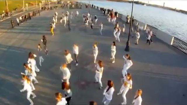 Флешмоб на набережной Ижевска