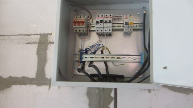 СуперГАРАЖ 22/2 Электрика в гаражной части