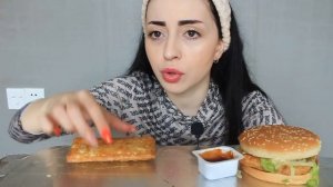 ПОДПИСАЛАСЬ ВЕЗДЕ, НО ВСЁ РОВНО НЕ ПОЛУЧИЛОСЬ 🍰 Мукбанк Ayka Emilly