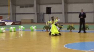 Венский вальс (Viennese waltz) танцуют дети (ювеналы)