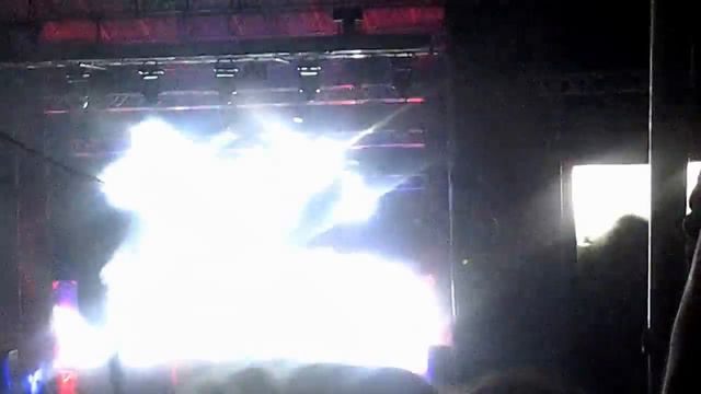 Ляпис- Танцуй (Киев 09.06.13) смотреть онлайн