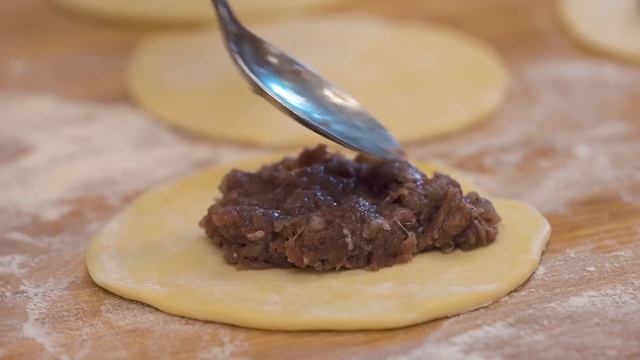 Перемяч из печки от мастерицы-татарки. А мы всегда говорили беляши!