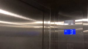 Электрический лифт V=1 м/с. Грузоподъёмность 630кг. Thyssenkrupp 2021 года в детской поликлинике.