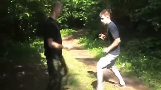 Метание ножа vs рукопашный бой. Урок 2 смотреть онлайн