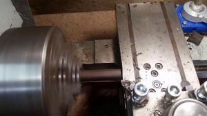 Шпон паз на токарном станке ИЖ 1и611п, пробуем резать метрические резьбы