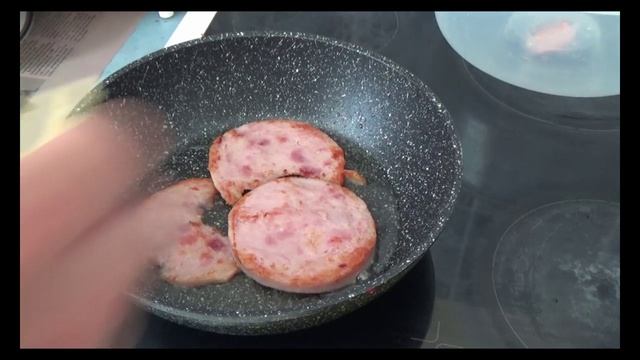 Ветчина с сыром и яйцом.mp4