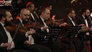 Muazzez Ersoy - Bekledim De Gelmedin (CANLI)