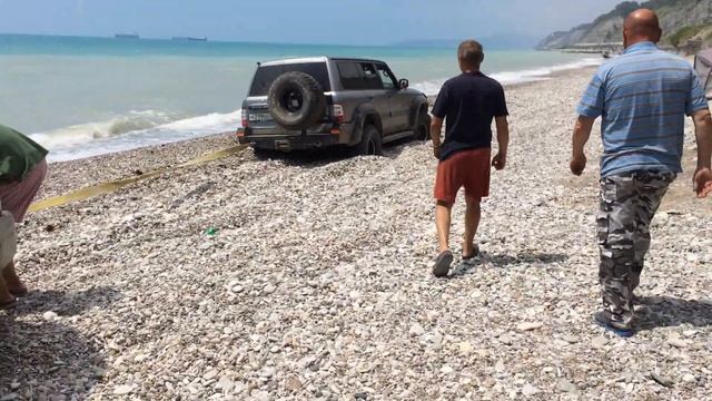 Экспедиция, Кавказ -2017, Хундай Галопер не хочет сам заводиться, поможет Патруль смотреть онлайн