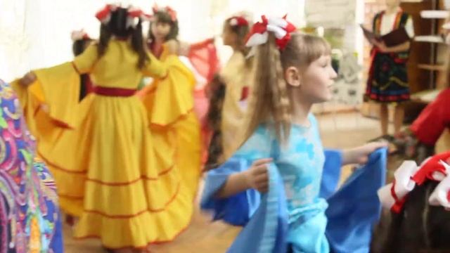 Праздник весны для учителей-пенсионеров часть 6 смотреть онлайн