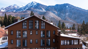 Обзор отеля с бассейном на Красной Поляне | Горная Кадриль Редэнс | rdhotels.ru