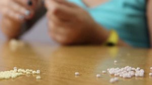 ВПЕРВЫЕ ПЛЕТУ ИЗ БИСЕРА//как плести из бисера// тренды 2021