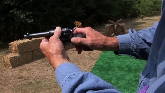 How to Grip a Single Action Revolver - Cowboy Action Shooting смотреть онлайн