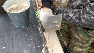 Кладка облицовочного кирпича на белый раствор