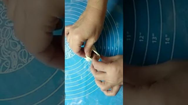 Как лепить хинкали? смотреть онлайн
