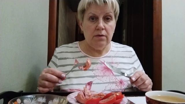 Вечерний мукбанг. Поговорим о домашних питомцах. смотреть онлайн