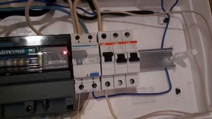 Распределительный щит на даче.