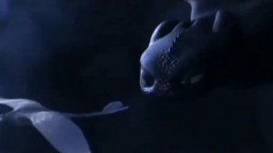 Беззубик и Дневная фурия! клип ( Райм мир )