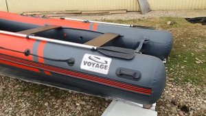 Обзор лодки РИБ VOYAGE 390 низкий пол.