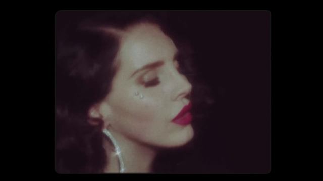 Lana Del Rey - Young and Beautiful