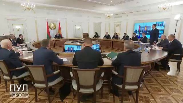 Хороший вопрос: Вы кому подыгрываете?? смотреть онлайн