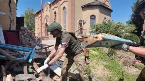 Амурские волонтёры две недели трудились в Ростовской области и ДНР