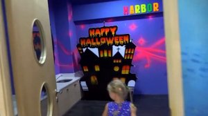 Цветной и радужный парк развлечений в Тайланде Паттайя