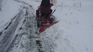 Уборка снега мотоблоком. Отвал своими руками.