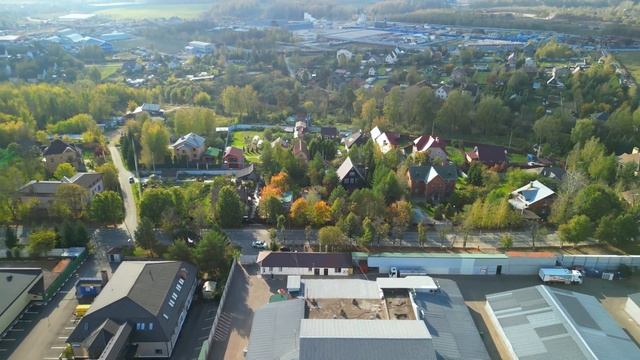 Прекрасный большой участок площадью 8,2 сотки с плодовыми деревьями и гостевым домом с верандой. смотреть онлайн