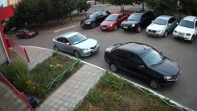 Утренняя прогулка. 21 июня 2019, 4 утра. Борьба в парковками. Начинающий урбанист. смотреть онлайн