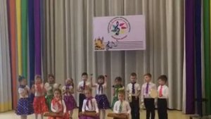 Шумовой оркестр.Старшая группа. "Полька" И.Дунаевского из к,ф "Кубанские казаки"